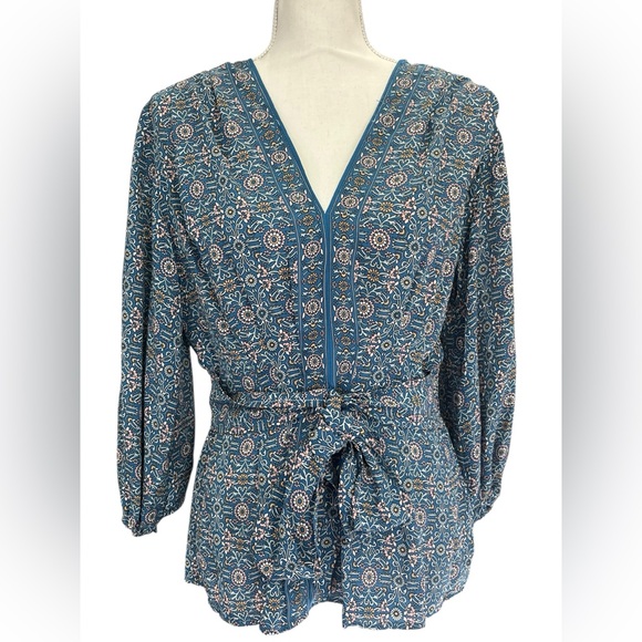 Max Studio Blue Floral Boho Peplum Blouse Tie Waist V-Neck Long Sleeve M - Picture 2 of 9